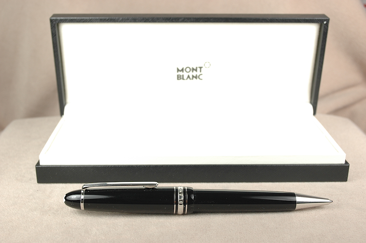 Pre-Owned Pens: 4976: Mont Blanc: LeGrand